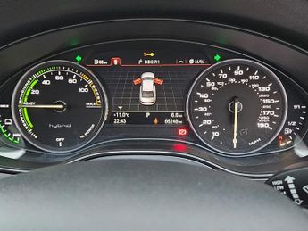 Audi A6 Saloon Hybrid-2.0L Automatic-Ulez/Caz pass-Full options car-free 18mont