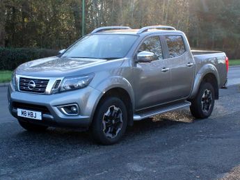 Nissan Navara 2.3 dCi Tekna Pickup Double Cab 4dr Diesel Auto 4WD Euro 6 (190 