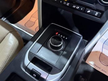 Land Rover Discovery Sport 2.0 TD4 HSE SUV 5dr Diesel Auto 4WD Euro 6 (s/s) (180 ps)