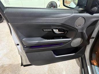 Land Rover Range Rover Evoque 2.0 TD4 HSE Dynamic SUV 5dr Diesel Auto 4WD Euro 6 (s/s) (180 ps