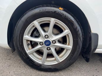 Ford Fiesta 1.0T EcoBoost Zetec Hatchback 5dr Petrol Auto Euro 6 (s/s) (100 
