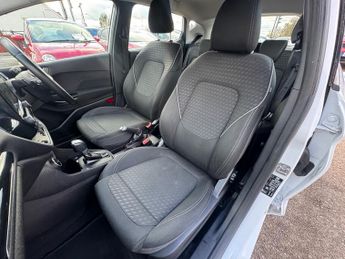 Ford Fiesta 1.0T EcoBoost Zetec Hatchback 5dr Petrol Auto Euro 6 (s/s) (100 