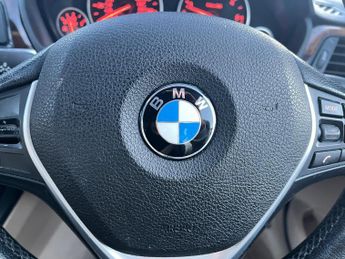 BMW 3 Series 2.0 325d Luxury Auto Euro 5 (s/s) 4dr