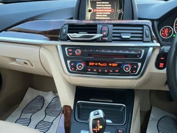 BMW 3 Series 2.0 325d Luxury Auto Euro 5 (s/s) 4dr