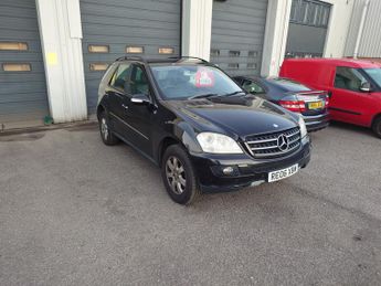 Mercedes-Benz M Class 3.0 ML320 CDI SE SUV 5dr Diesel 7G-Tronic (249 g/km, 221 bhp)