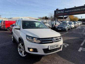 Volkswagen Tiguan 2.0 TDI BlueMotion Tech Sport SUV 5dr Diesel DSG 4WD Euro 5 (s/s