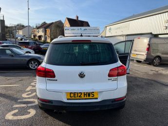 Volkswagen Tiguan 2.0 TDI BlueMotion Tech Sport SUV 5dr Diesel DSG 4WD Euro 5 (s/s