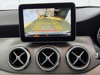 Mercedes-Benz GLA 2.1 GLA220d Sport 7G-DCT 4MATIC Euro 6 (s/s) 5dr