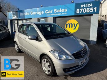 Mercedes A Class 1.5 A160 BlueEfficiency Classic SE Hatchback 5dr Petrol Manual (