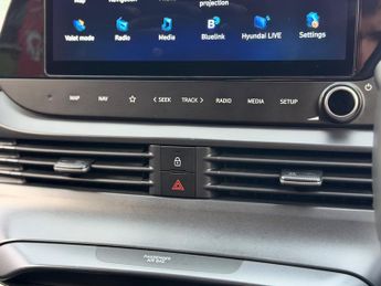 Hyundai i20 1.0 T-GDi MHEV Premium Hatchback 5dr Petrol Hybrid DCT Euro 6 (s