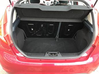 Ford Fiesta 1.4 Zetec Hatchback 5dr Petrol Manual (133 g/km, 94 bhp)