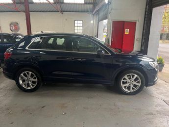 Audi Q3 2.0 TDI 35 Sport SUV 5dr Diesel S Tronic Euro 6 (s/s) (150 ps)