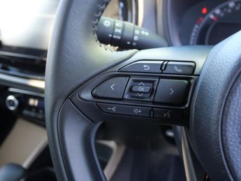 Toyota Aygo X 1.0 VVT-i Edge x-shift Euro 6 (s/s) 5dr 1 Owner Only 3000 Miles