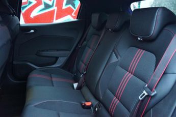 Renault Clio 1.3 TCe RS Line Hatchback 5dr Petrol EDC Euro 6 (s/s) (130 ps)