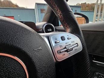 Mercedes-Benz A Class 1.3 A180 AMG Line Hatchback 5dr Petrol 7G-DCT Euro 6 (s/s) (136 