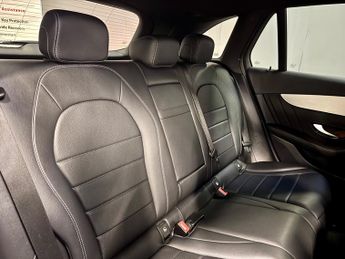 Mercedes-Benz GLC 2.0 GLC250 AMG Line SUV 5dr Petrol G-Tronic+ 4MATIC 