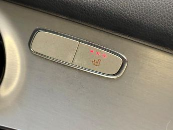 Mercedes-Benz GLC 2.0 GLC250 AMG Line SUV 5dr Petrol G-Tronic+ 4MATIC 