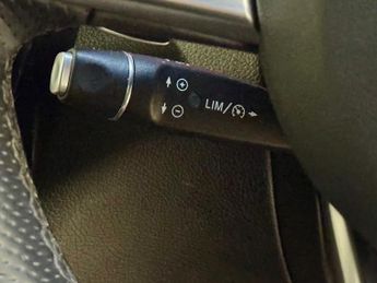 Mercedes-Benz GLC 2.0 GLC250 AMG Line SUV 5dr Petrol G-Tronic+ 4MATIC 