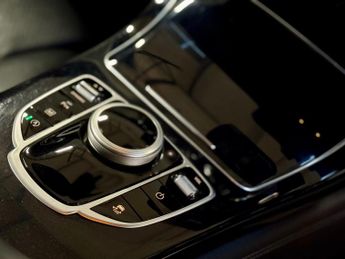 Mercedes-Benz GLC 2.0 GLC250 AMG Line SUV 5dr Petrol G-Tronic+ 4MATIC 