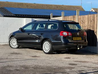 Volkswagen Passat 2.0 TDI Highline Plus Estate 5dr Diesel DSG Euro 5 (140 ps)