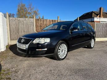 Volkswagen Passat 2.0 TDI Highline Plus Estate 5dr Diesel DSG Euro 5 (140 ps)