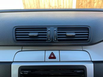 Volkswagen Passat 2.0 TDI Highline Plus Estate 5dr Diesel DSG Euro 5 (140 ps)