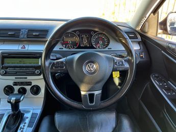 Volkswagen Passat 2.0 TDI Highline Plus Estate 5dr Diesel DSG Euro 5 (140 ps)