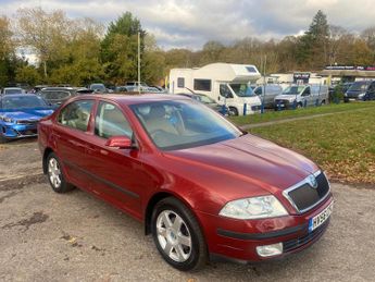 Skoda Octavia 1.9 TDI Elegance DSG Euro 4 5dr