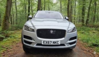 Jaguar F-Pace 2.0 D180 Portfolio SUV 5dr Diesel Auto AWD Euro 6