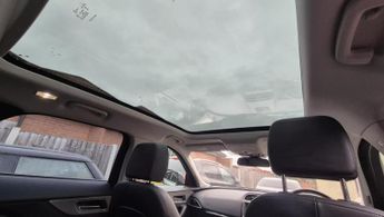 Jaguar F-Pace 2.0 D180 Portfolio SUV 5dr Diesel Auto AWD Euro 6