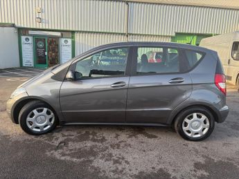 Mercedes-Benz A Class 1.5 A160 Classic SE Hatchback 5dr Petrol CVT (157 g/km, 95 bhp)