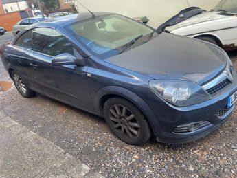Vauxhall Astra 1.8i 16v Sport Twin Top 2dr Petrol Automatic (194 g/km, 138 bhp)