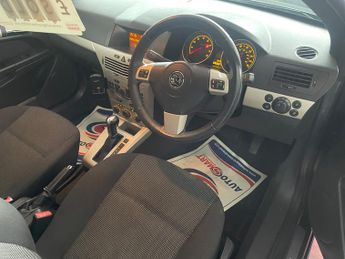 Vauxhall Astra 1.8i 16v Sport Twin Top 2dr Petrol Automatic (194 g/km, 138 bhp)