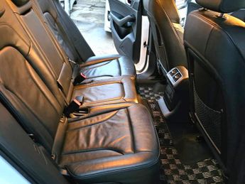 Audi Q5 3.0L TFSI QUATTRO- S LINE - ULEZ/CAZ PASS-FREE 30MONTHS GOLD WAR