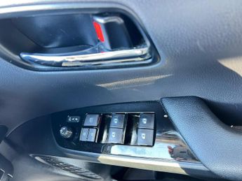 Toyota Prius 1.8 VVTi Excel Euro 6 (S/S) CVT 5Dr