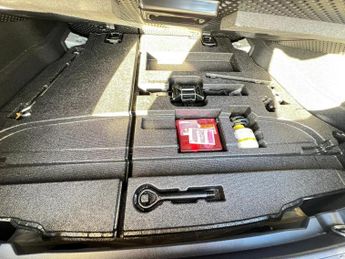 Toyota Prius 1.8 VVTi Excel Euro 6 (S/S) CVT 5Dr