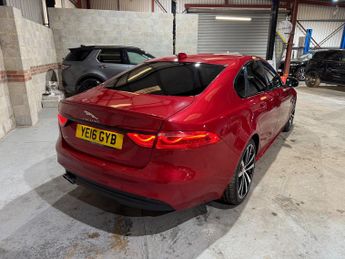 Jaguar XF 2.0d R-Sport Saloon 4dr Diesel Auto Euro 6 (s/s) (180 ps)