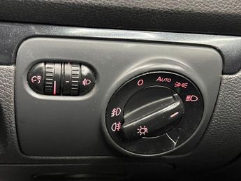 Volkswagen Golf 2.0 TDI DPF GT Sport 5dr