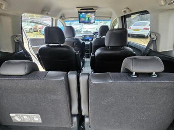 Honda Freed 1.5L - Hybrid-automatic-Luxury 6 seater family car-ulez/caz pass