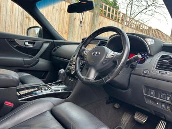 Infiniti FX 3.0 30d V6 GT SUV 5dr Diesel Auto 4WD Euro 5 (238 ps)