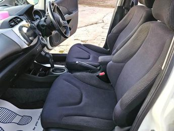 Honda Fit FIT 1.3L HYBRID-AUTOMATIC-FREE ULEZ/CAZ PASS-FREE 18MONTHS GOLD 