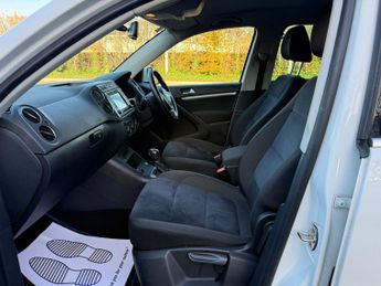 Volkswagen Tiguan 2.0 TDI BlueMotion Tech Match Edition SUV 5dr Diesel DSG 4WD Eur