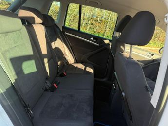Volkswagen Tiguan 2.0 TDI BlueMotion Tech Match Edition SUV 5dr Diesel DSG 4WD Eur
