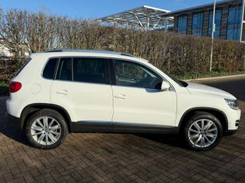Volkswagen Tiguan 2.0 TDI BlueMotion Tech Match Edition SUV 5dr Diesel DSG 4WD Eur