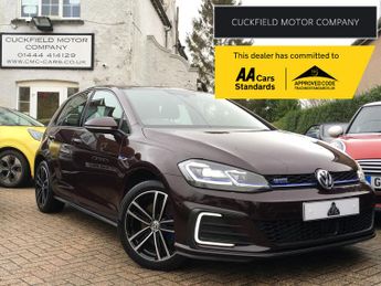 Volkswagen Golf 1.4 TSI 8.7kWh GTE Hatchback 5dr Petrol Plug-in Hybrid DSG Euro 