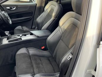 Volvo XC60 2.0 T5 R-Design SUV 5dr Petrol Auto AWD Euro 6 (s/s) (250 ps)