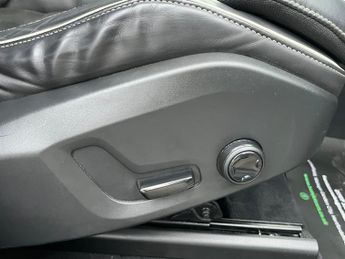 Volvo XC60 2.0 T5 R-Design SUV 5dr Petrol Auto AWD Euro 6 (s/s) (250 ps)