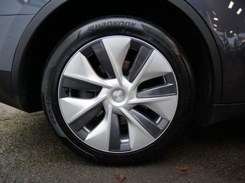 Tesla Model Y (Dual Motor) Long Range Electric Auto 4WDE (384 bhp) 5dr