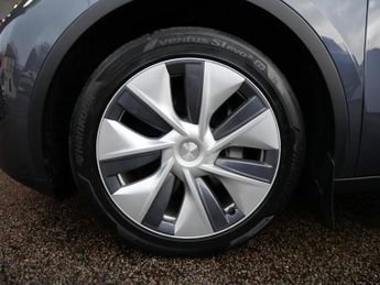 Tesla Model Y (Dual Motor) Long Range Electric Auto 4WDE (384 bhp) 5dr