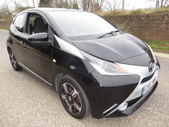 Toyota AYGO 1.0 VVT-i x-clusiv Hatchback 5dr Petrol Manual Euro 5 Euro 5 (68